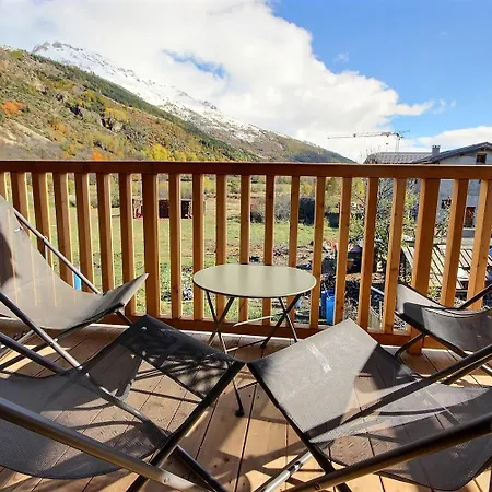 Apartment Soleil Terrasses Vue Serrechevalierholidays Le Monetier-les-Bains